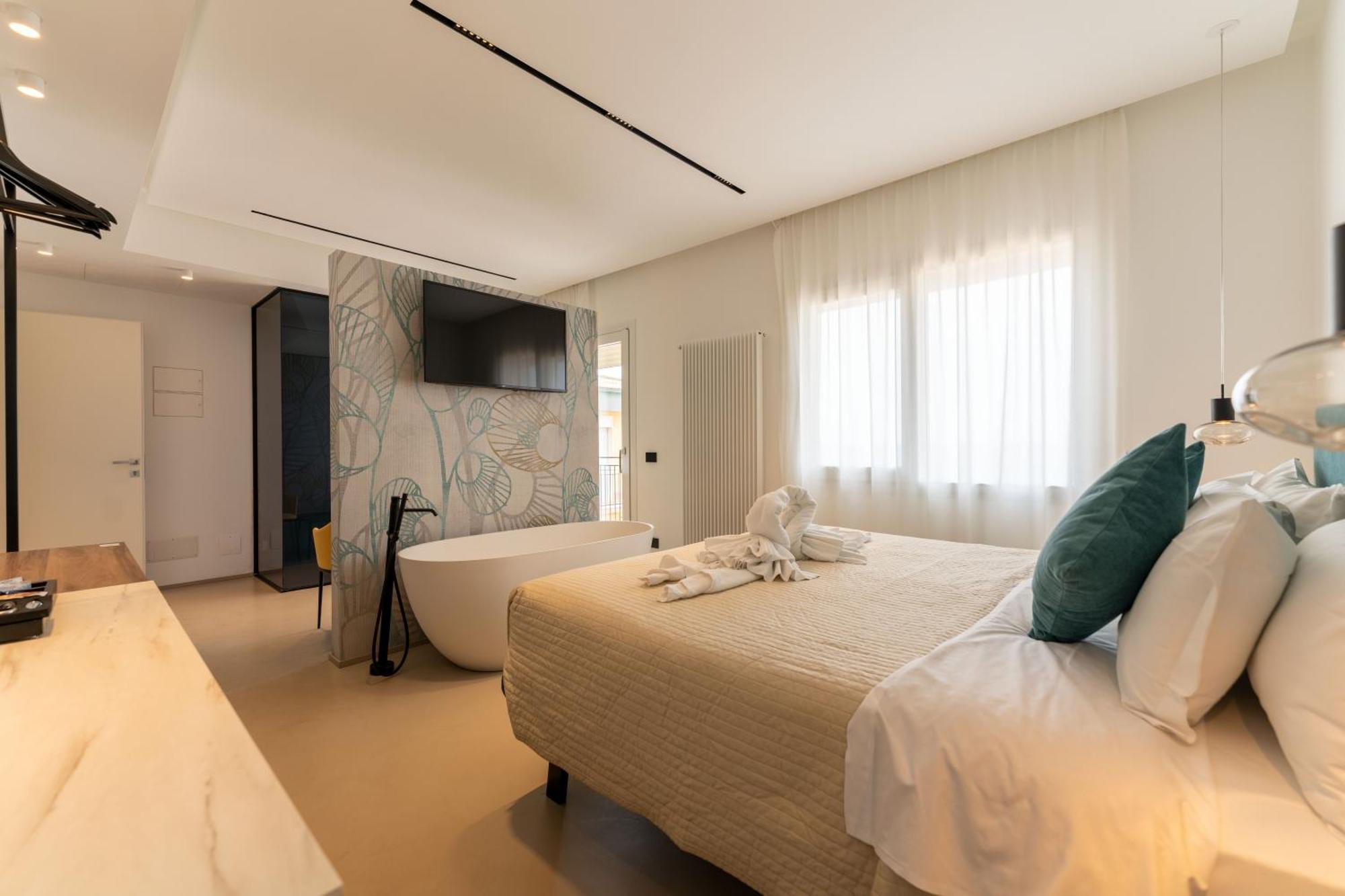 B&B Le Suites Di Costanza Cefalu Luaran gambar